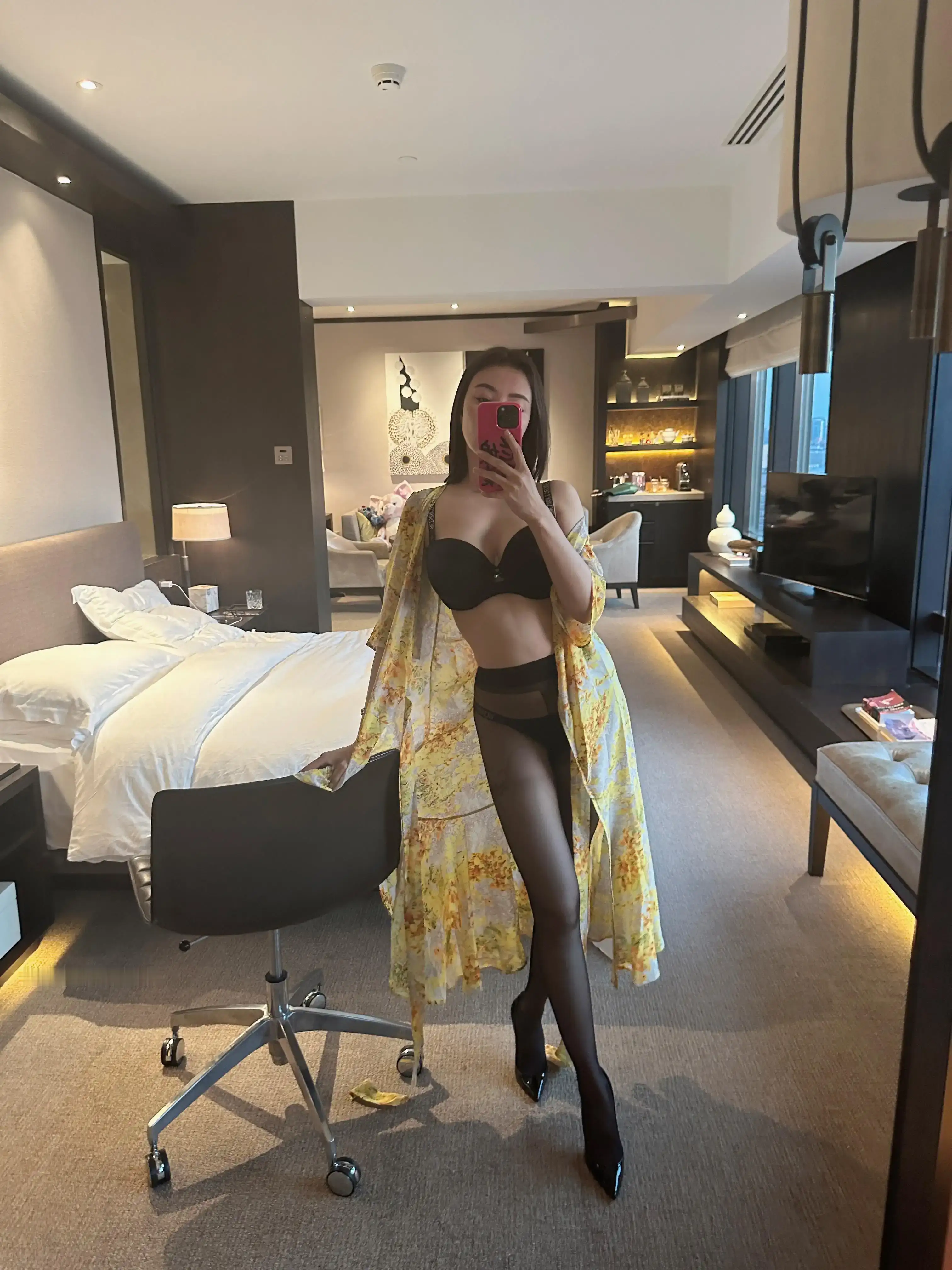 果儿Victoria_NO.008_黄色战袍 - M940.COM 内部私购-第6张